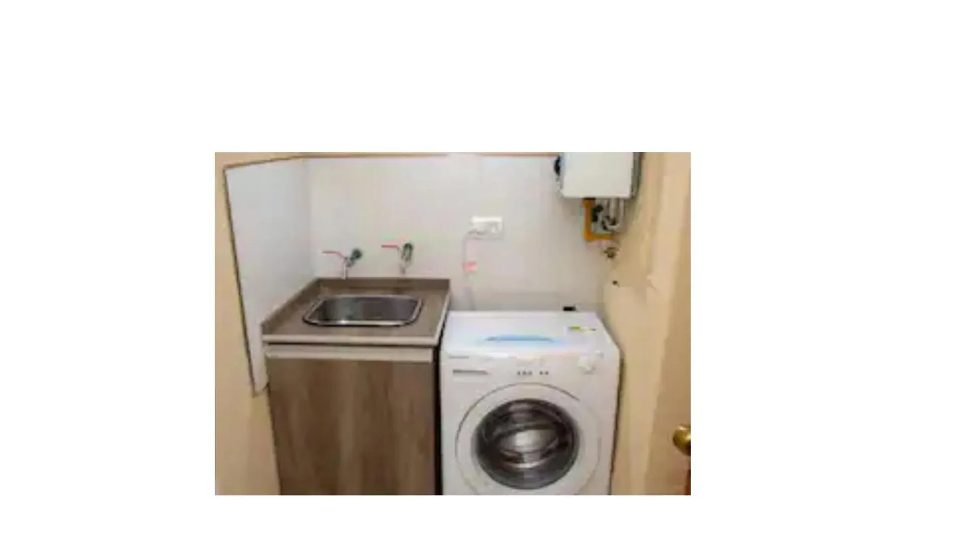 Departamento Excelente Ubicacion En Ciudad Con Cochera 门多萨 公寓